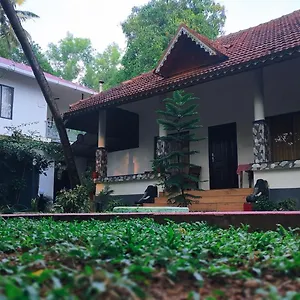  Gasthof Marari Lotus